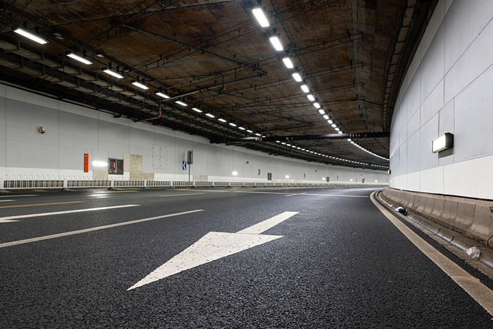 How to Choose the Best Industrial LED Lighting Supplier in China
